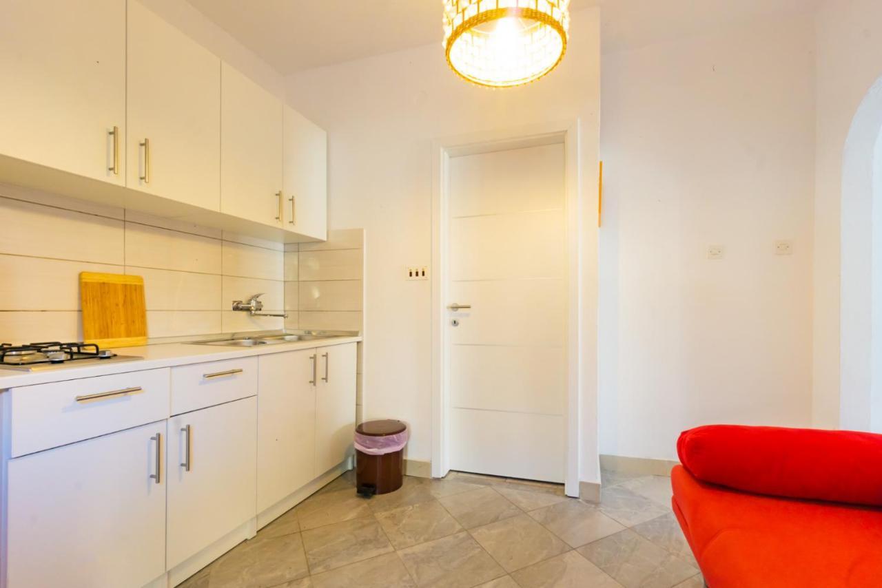 Kob Orog Good Location With Sea Views And Modern Decor Lägenhet Metajna Exteriör bild